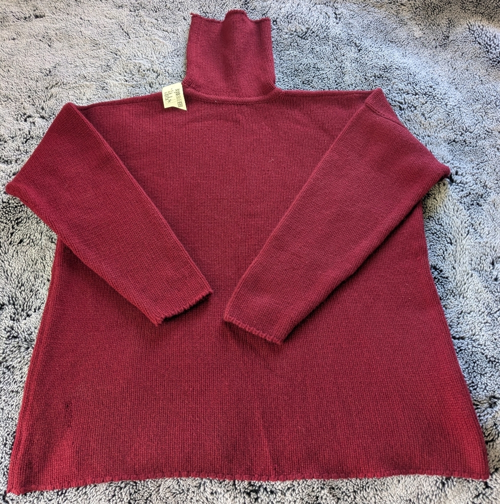 Cashmere sweater, turtleneck, red, size L.